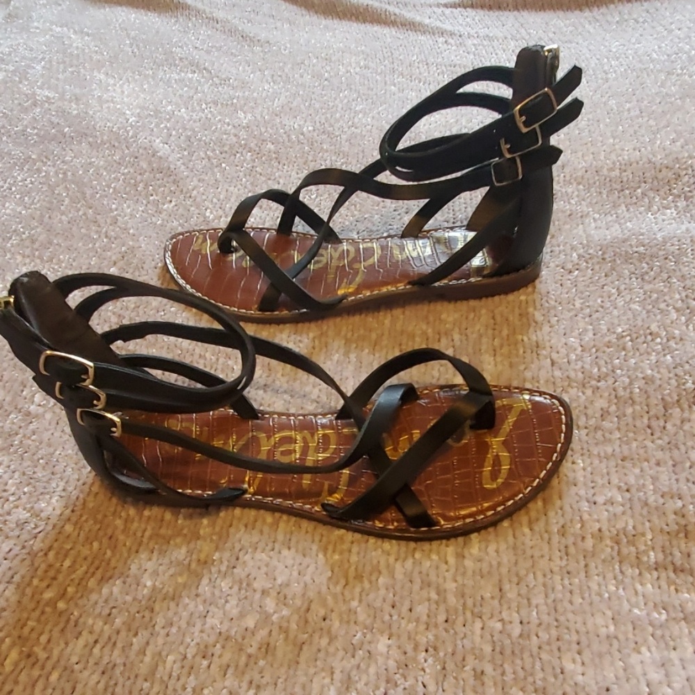 Black gladiator sandals